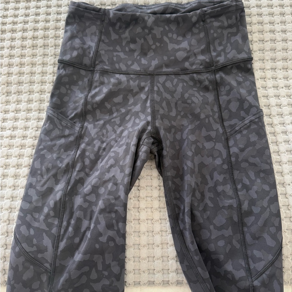 Lululemon camo biker shorts size 4